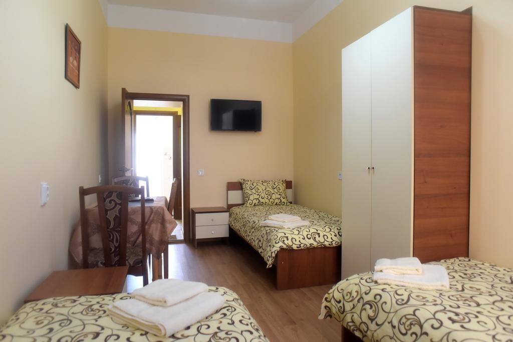 Apartment On Voloshyna Λβιβ Εξωτερικό φωτογραφία
